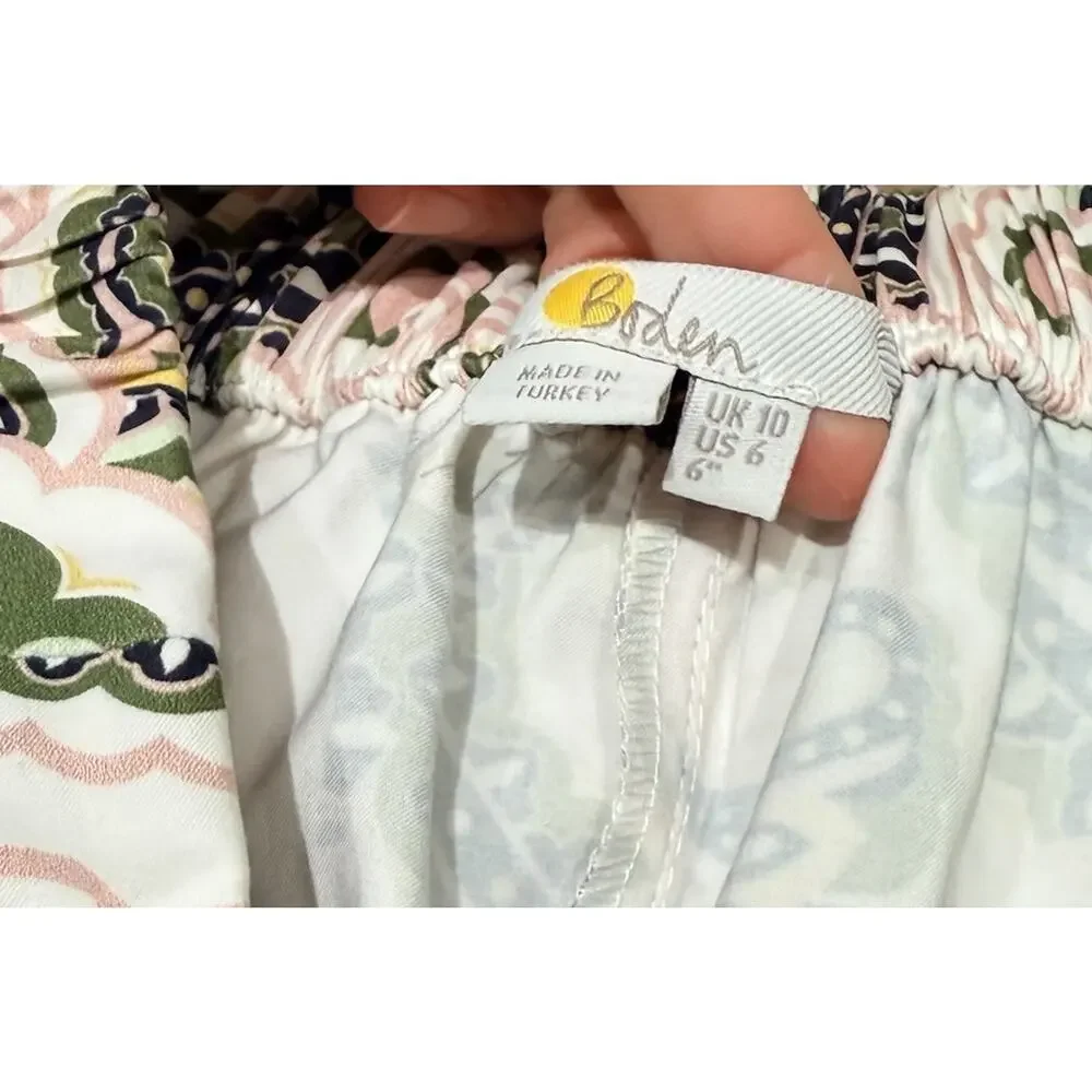 Boden Shorts Women’s Size 6 Groovy Pattern Paisley Shorts 6” Dressy Pull On - Picture 8 of 13